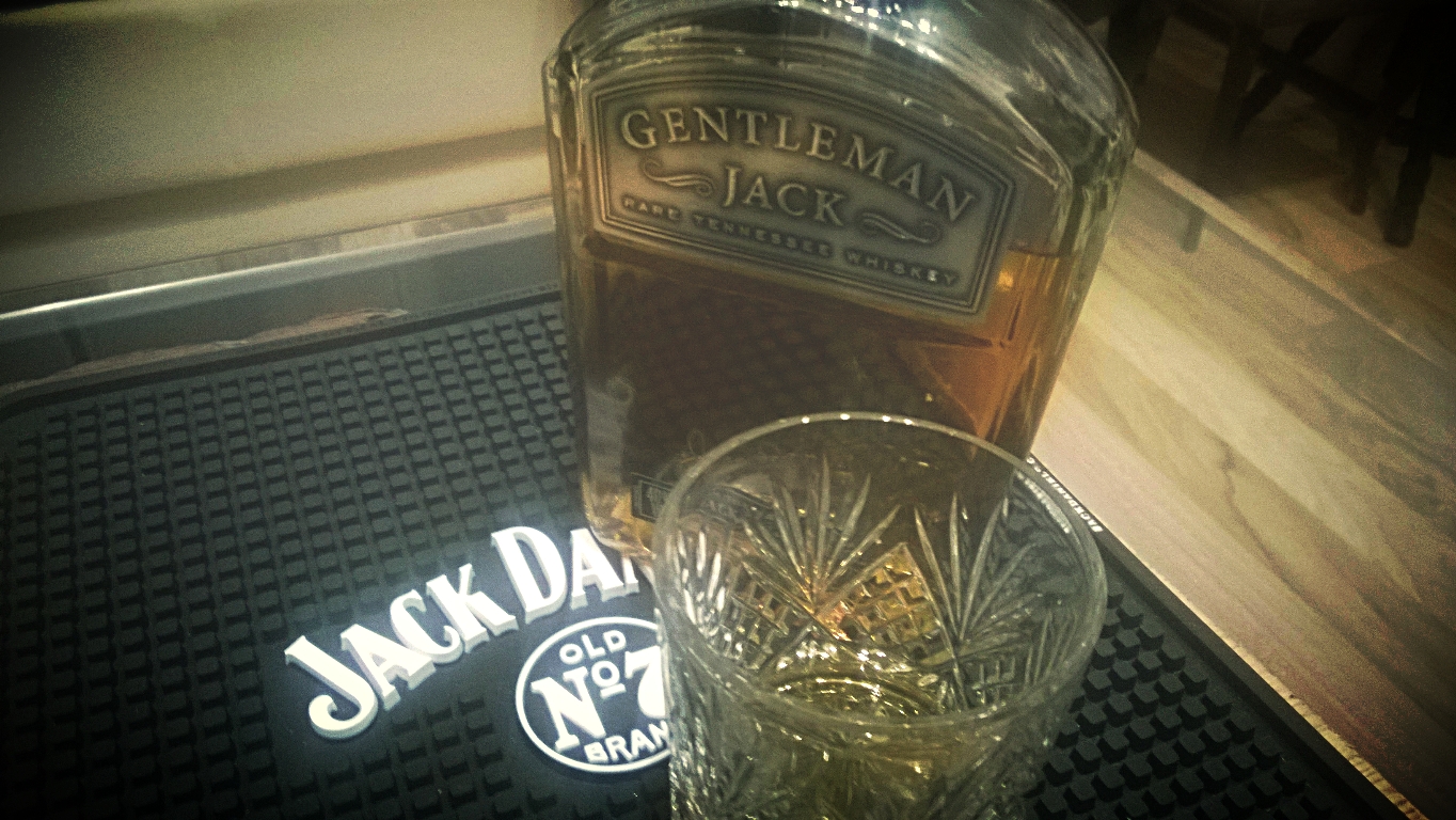 jack daniels gentleman jack whiskey tennessee bourbon