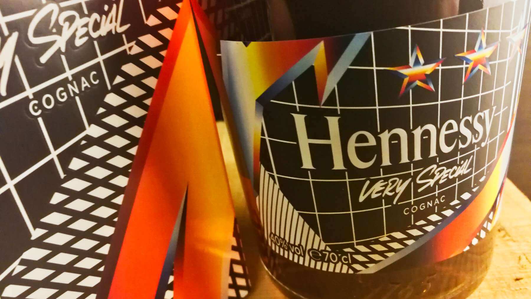 Hennessy V.S. Cognac – Pantone – Limited Edition